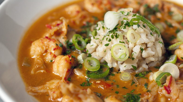 bowl of crawfish étouffée