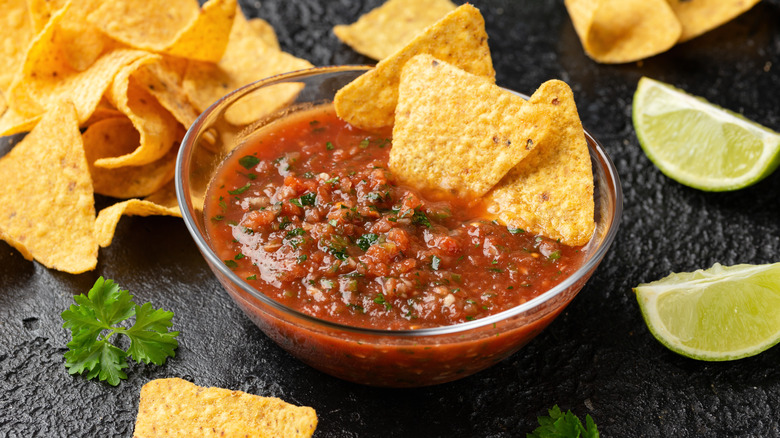 Tomato salsa with tortilla chips