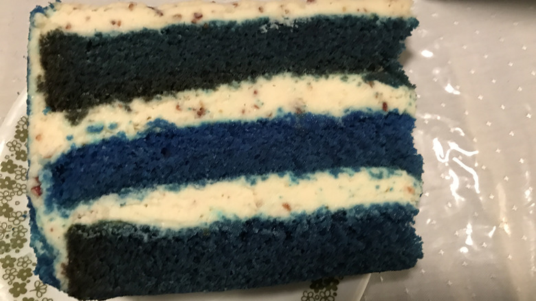 blue velvet cake