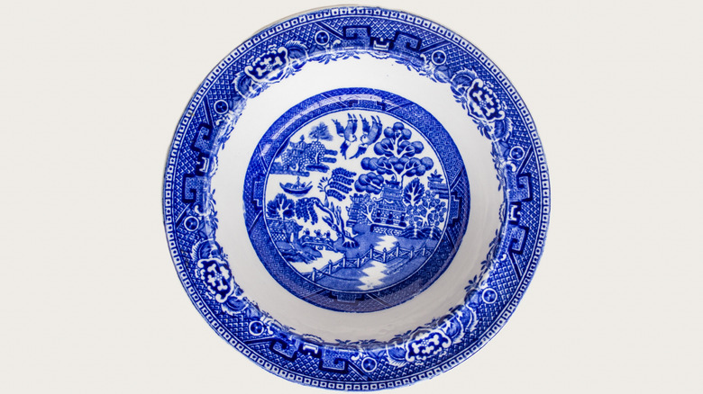 blue willow china plate