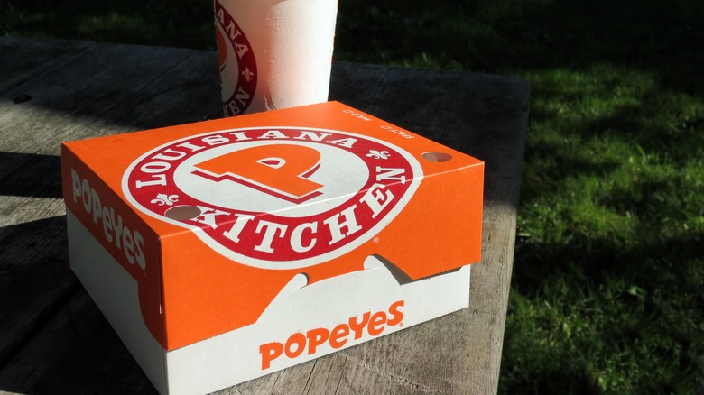 Popeyes combo meal