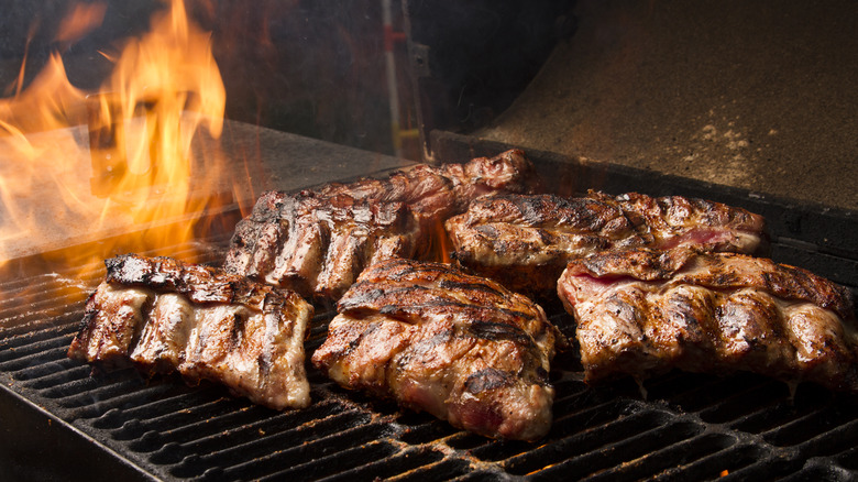 BBQ ribs on a grill