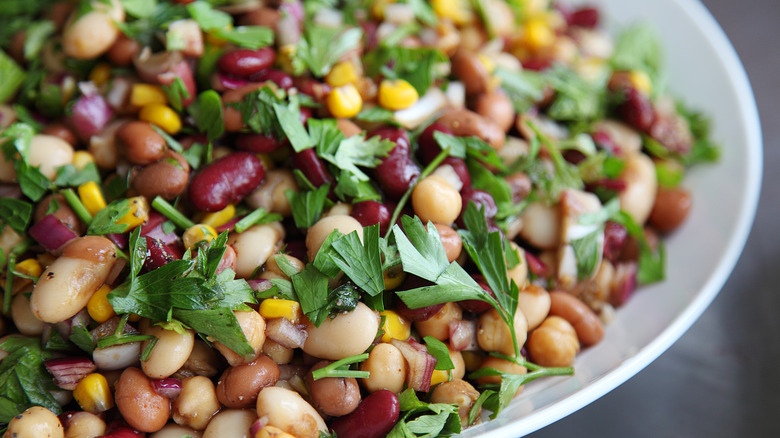 Bean salad with fresh herbs