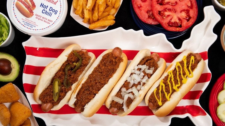 Custard Stand Chili hot dogs