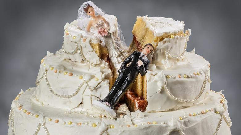 real wedding cake splitting apart