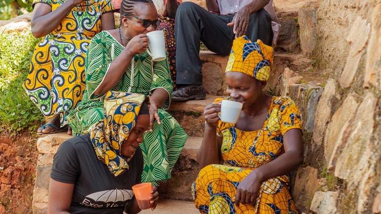 African women drinking coffee