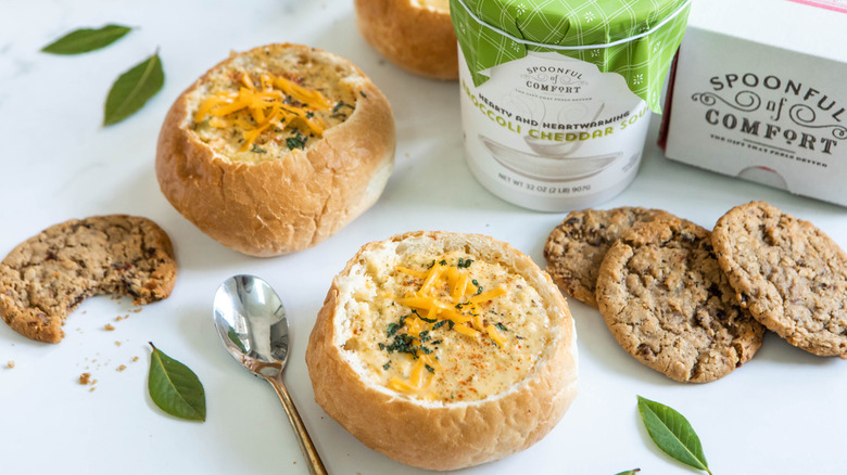 Bread bowl of soup