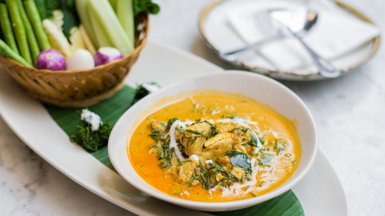 Thai yellow crab curry dish