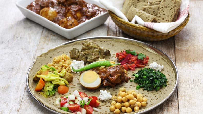 Ethiopian injera plate