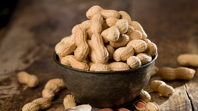 Bowl of whole peanuts 