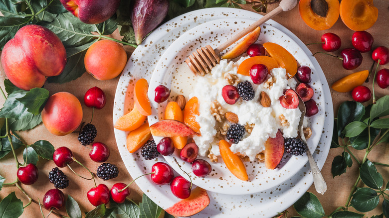 cottage cheese with fruit and nuts