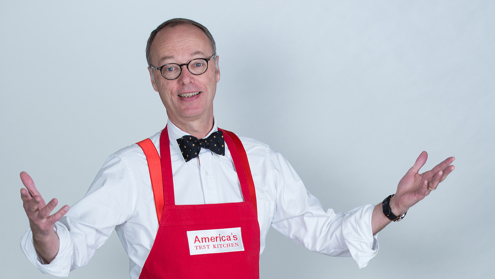 https://www.thedailymeal.com/img/gallery/who-is-chef-christopher-kimball-and-why-did-he-leave-americas-test-kitchen/l-intro-1695899021.jpg