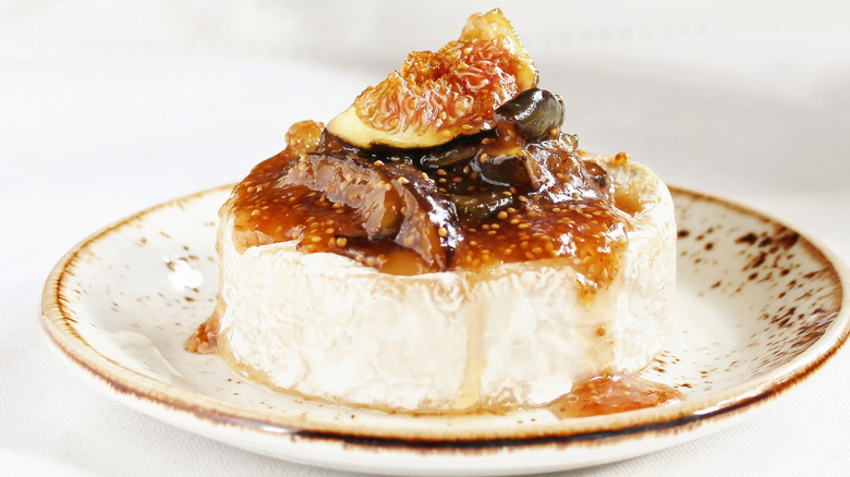 Brie cheese with fig jam