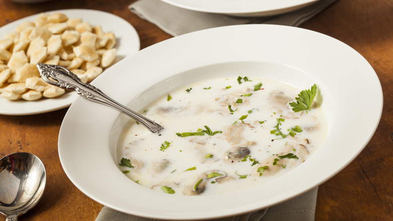 oyster stew parsley and crackers