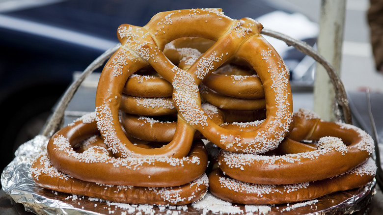 Soft pretzels on cart