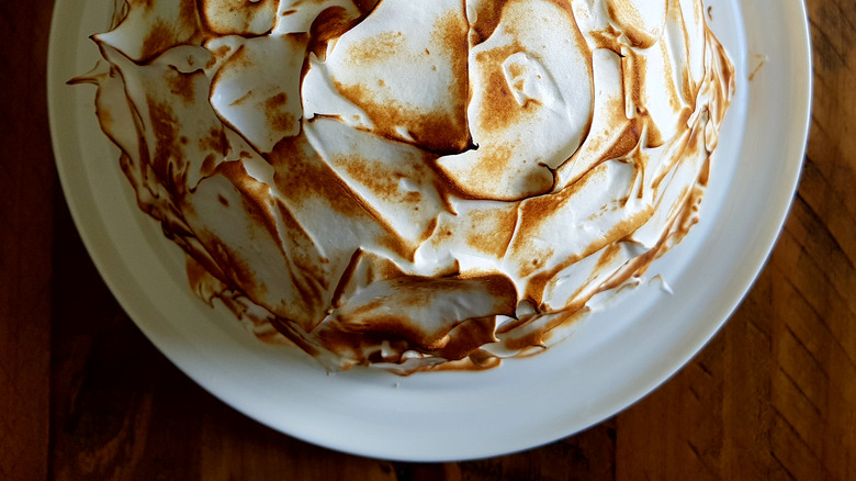 Baked Alaska meringue