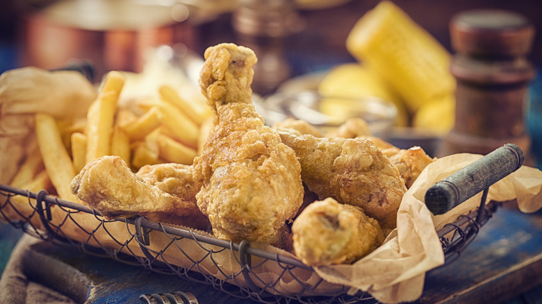 Plate of fried chicken 