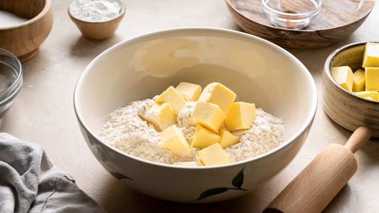 Bowl of flour with butter