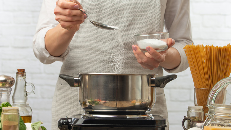 Why It s So Critically Important To Properly Salt Your Pasta Water