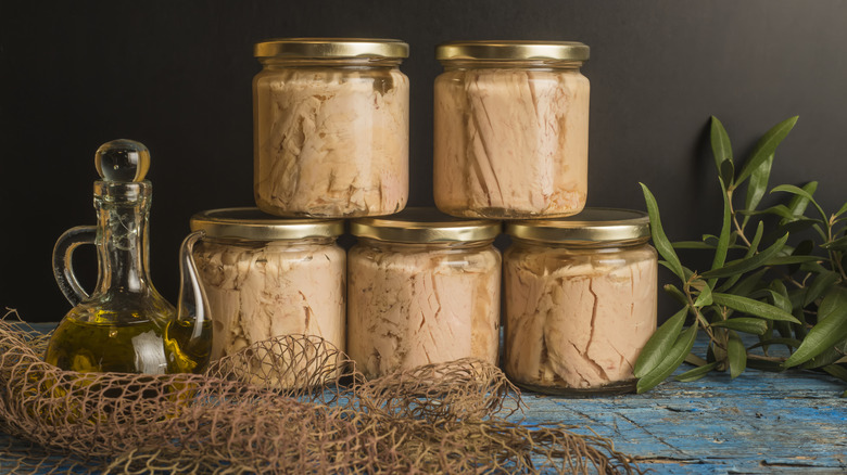 Oil-packed tuna in jars