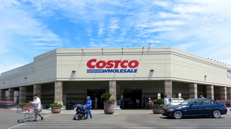 Costco storefront