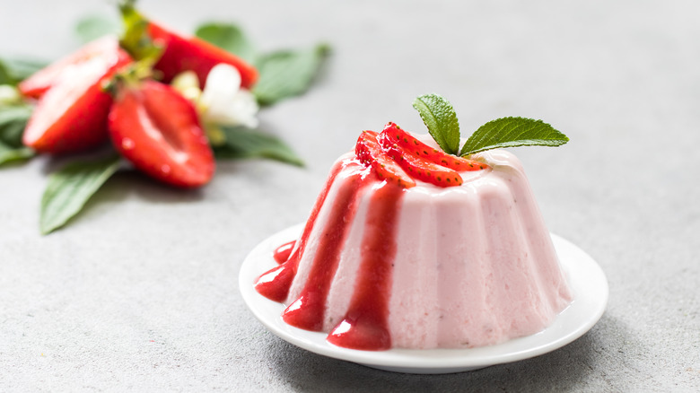 strawberry pudding with strawberry sauce