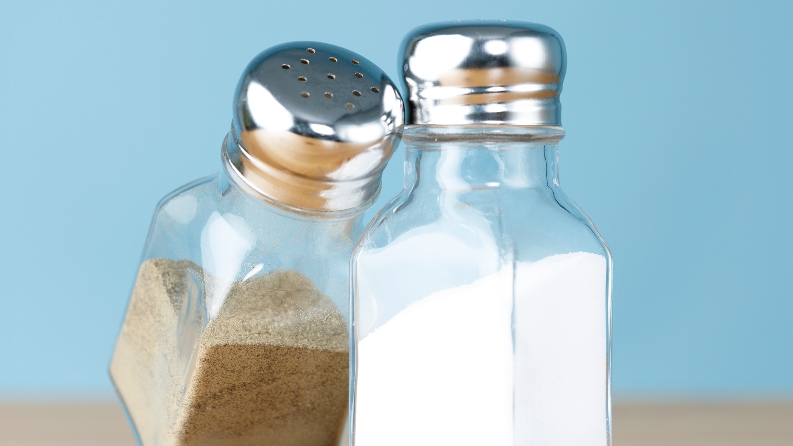 Bisschop Ondenkbaar mengsel Why The Heck Do We Use Salt & Pepper