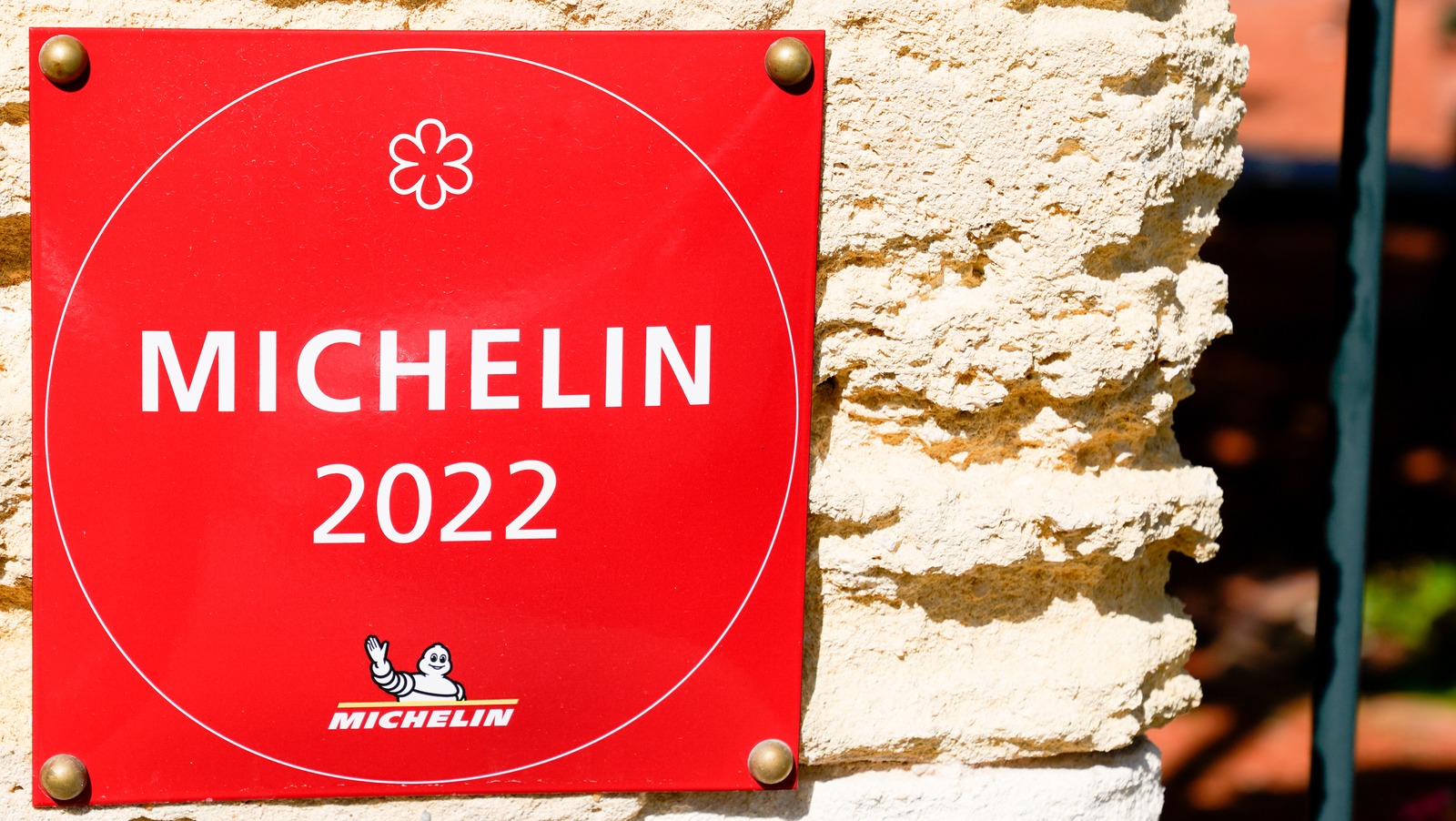 Why These Famous Restaurants Lost Their Michelin Stars