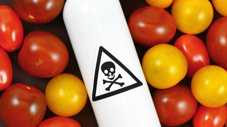 cherry tomatoes and toxic symbol