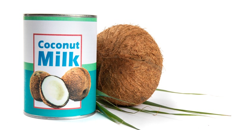 Canned coconut milk 