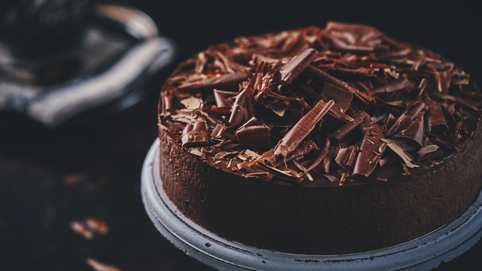 Nothing Bundt Cake Recipe | Chocolate Chocolate Chip Bundtlets and Bundt  Cake • The Fresh Cooky