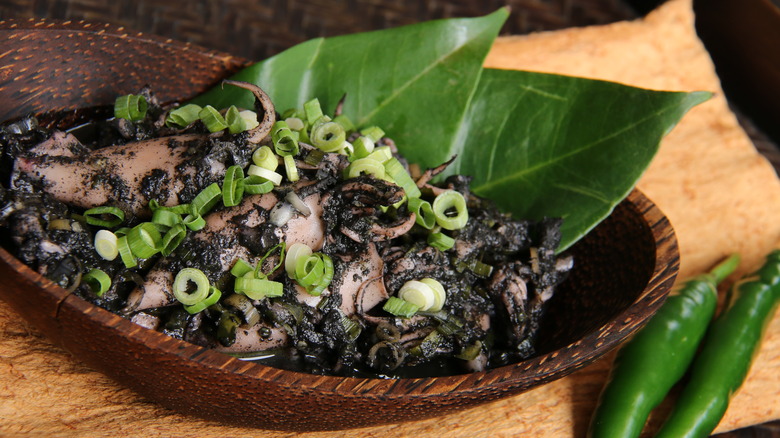 Seafood dish with bay leaves 