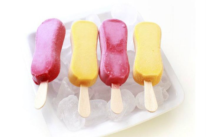 Sneaky Berry Fruit Pops