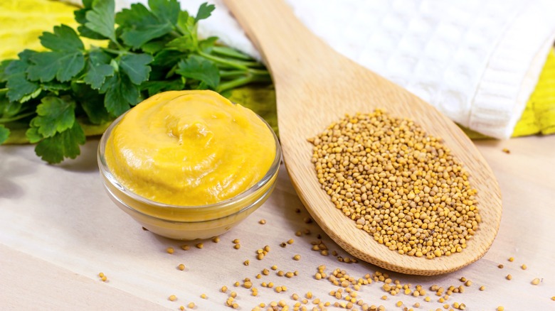 Yellow mustard with seeds