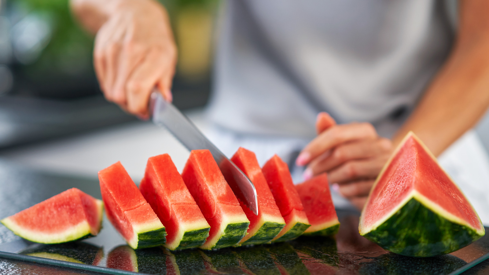 Best Knives for Cutting Fruit