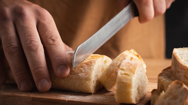 slicing bread