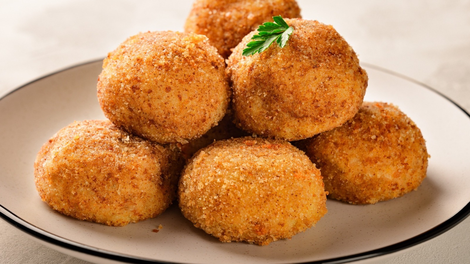 Why You Should Make Potato Croquettes In Your Air Fryer