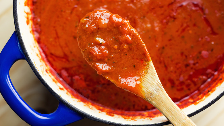 Tomato sauce in a Dutch oven