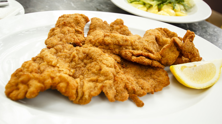 wiener schnitzel with lemon slice