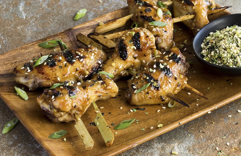 Spicy Japanese Izakaya Style Grilled Wings