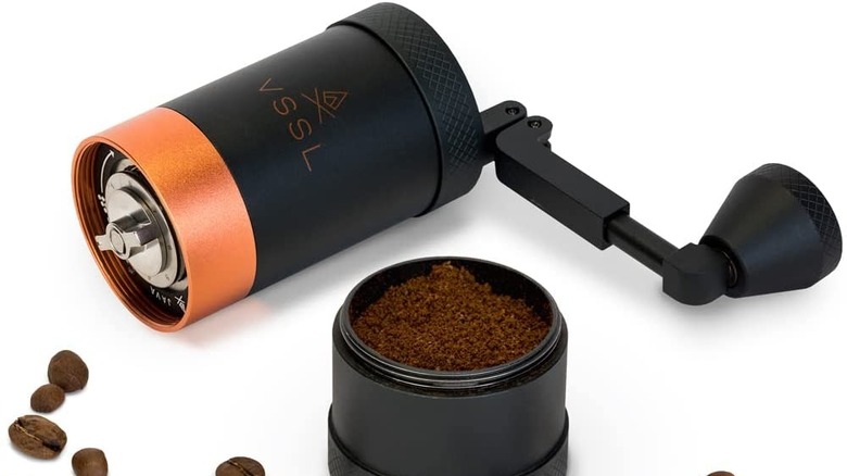 manual coffee grinder