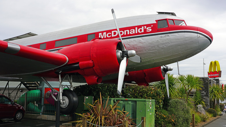 mcdonald's built in a plane