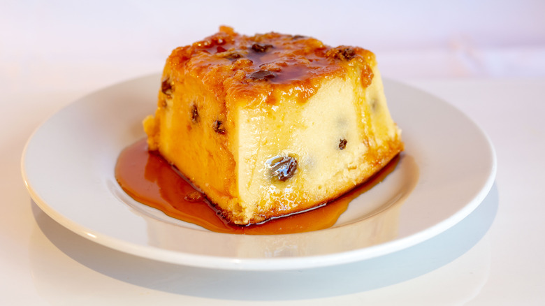 Bread pudding with caramel sauce