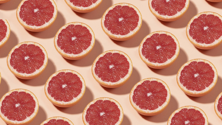 repeating grapefruit halves