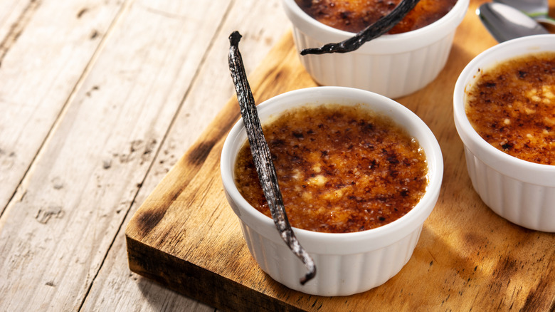 Vanilla bean on creme brulee