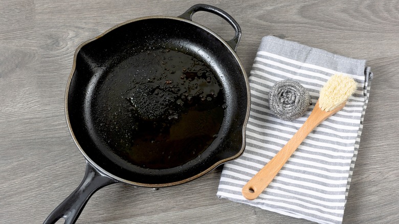 Skillet and cleaning tools