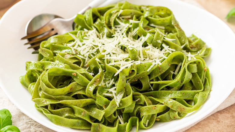 Bowl of spinach pasta