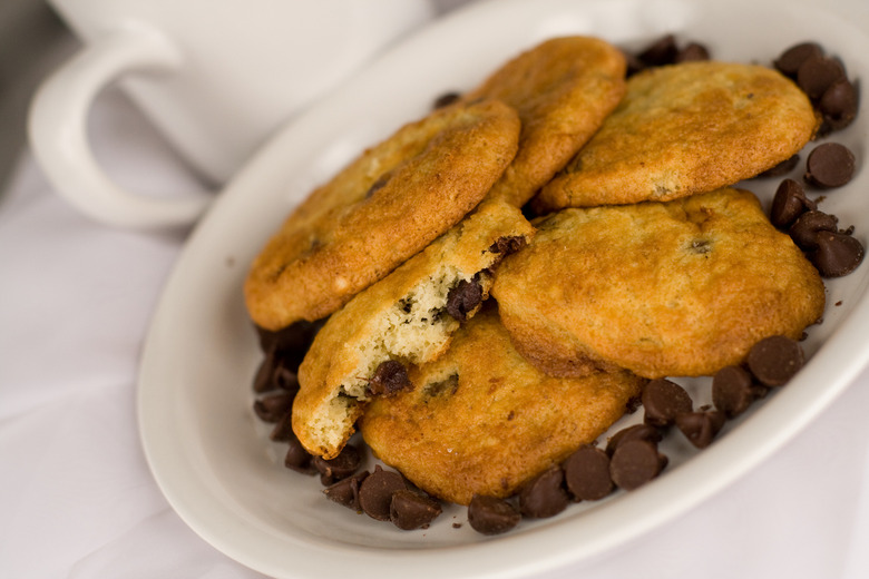 Chocolate Chip Protein Cookies