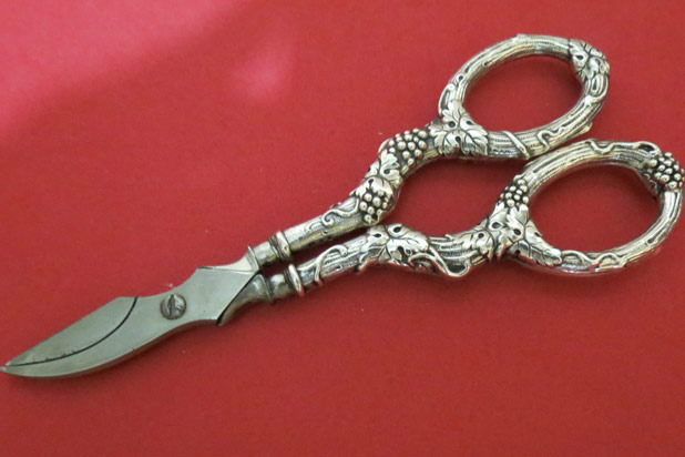 Grape Shears