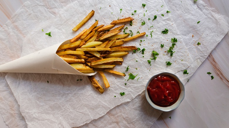french fries with parsley